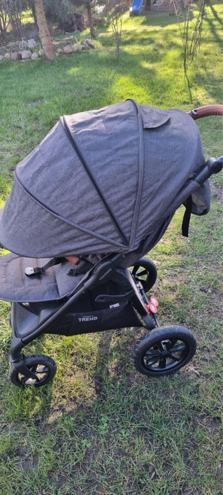 Wózek spacerowy Valco Baby Snap 4 – pompowane koła, lekki, niezawodny