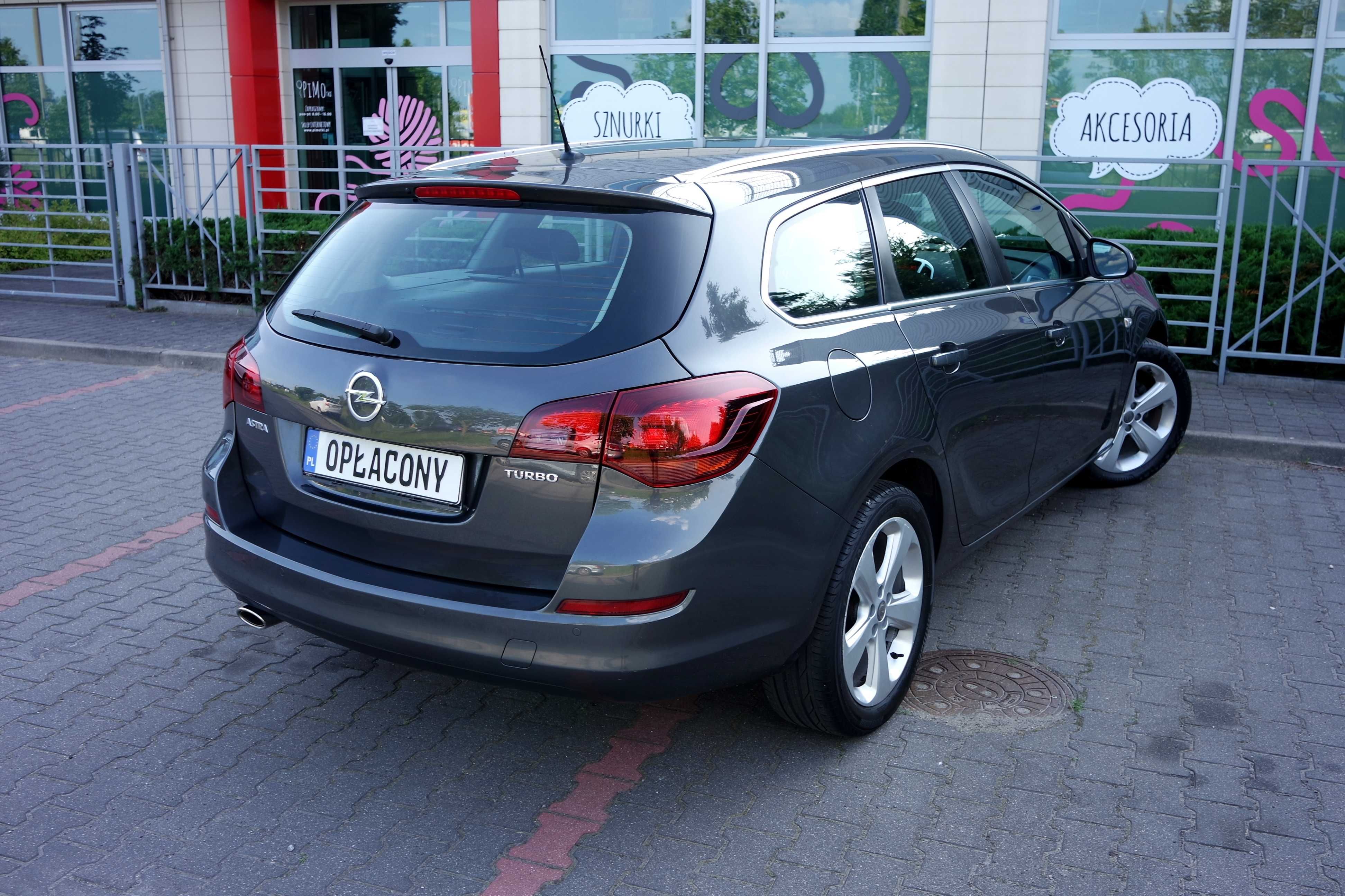 Opel Astra J 1.4 Turbo automat jak nowa idealny stan oryginał lakier