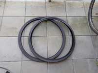 Dwie nowe opony BTWIN
