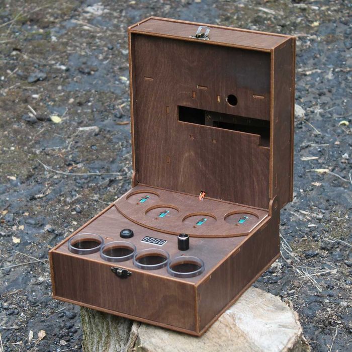 Київ Наливатор алкогольний на 4 чарки механічний пристрій