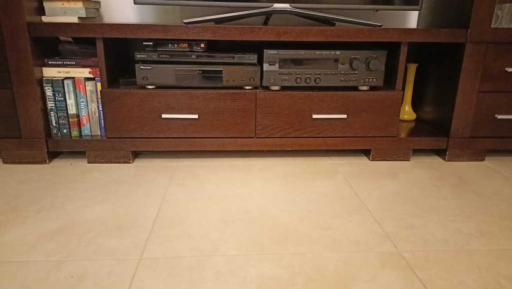 meble do salonu kolor wenge, fornir