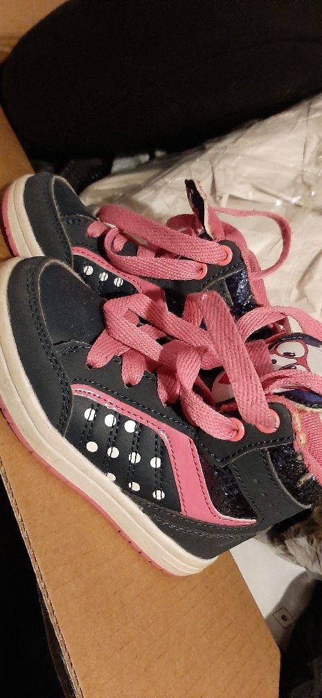 Tenis bota Rosa N° 24 bom estado Entrego em Alfragide e Benfica