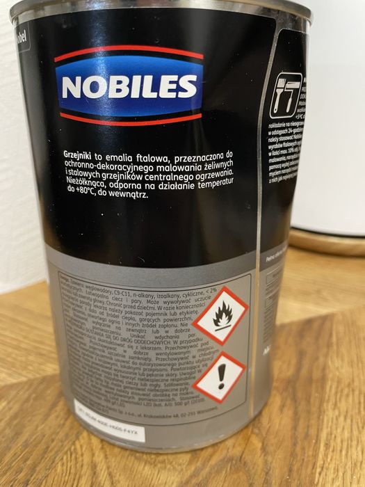 Farba do grzejnikow Nobiles biala