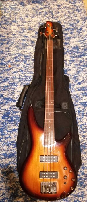 Baixo Fretless - 4 Cordas - Ibanez SR370EF BBT - €280