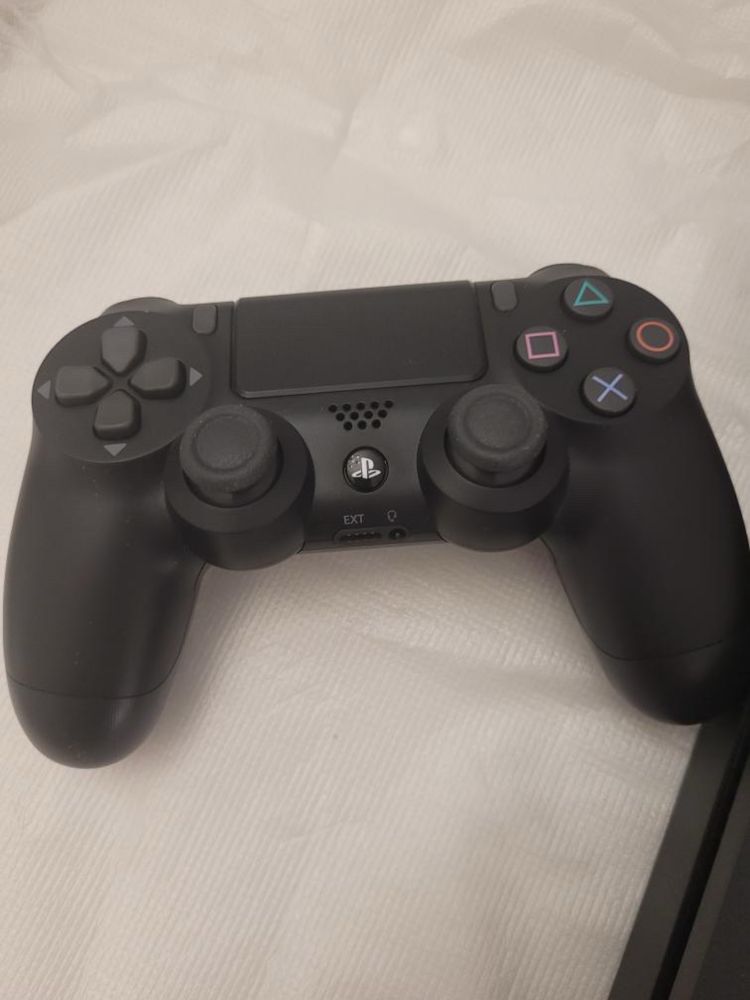 Konsola PS4 Slim Cuh-2216a