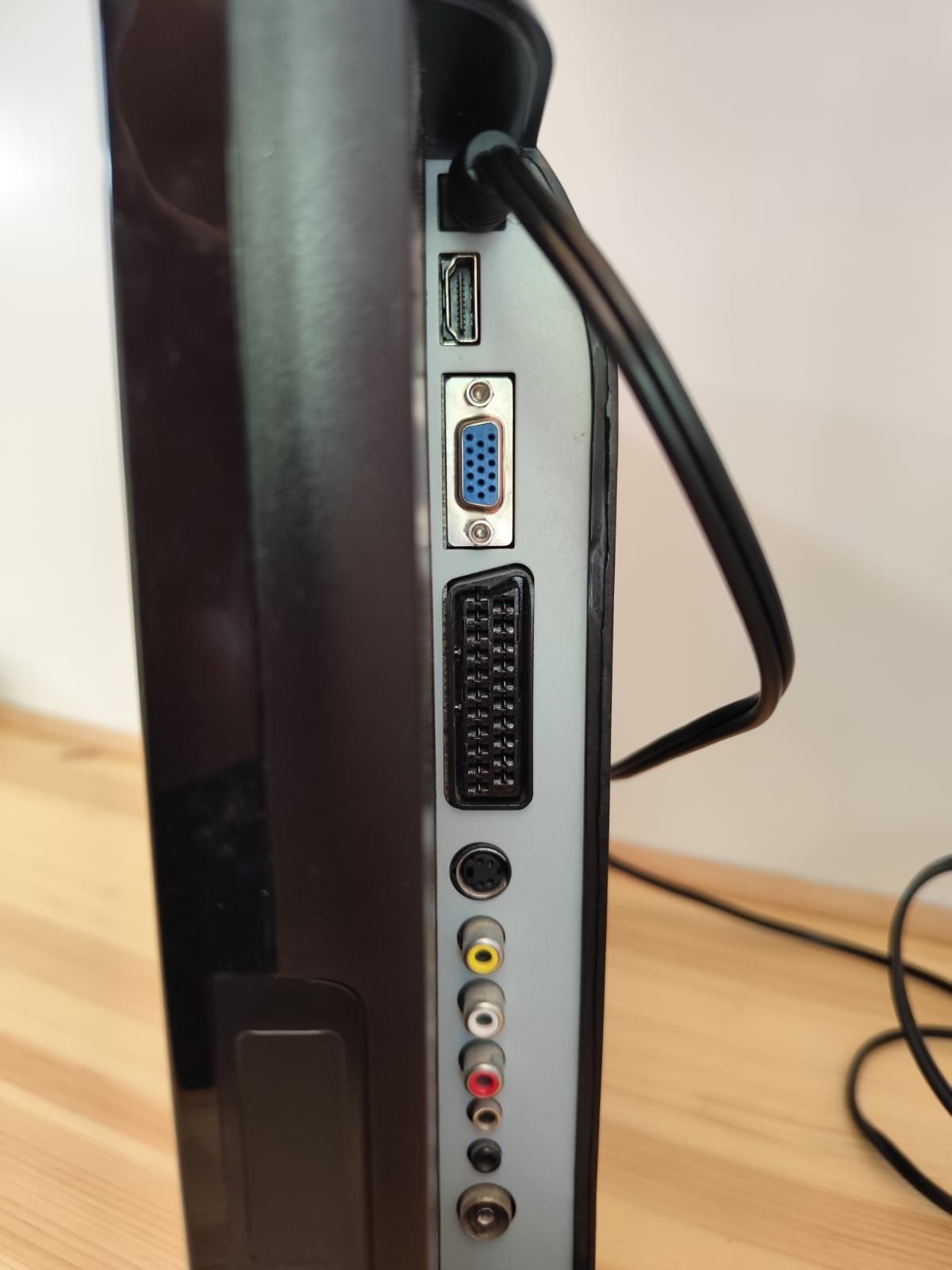 Televisão HD 12 volts