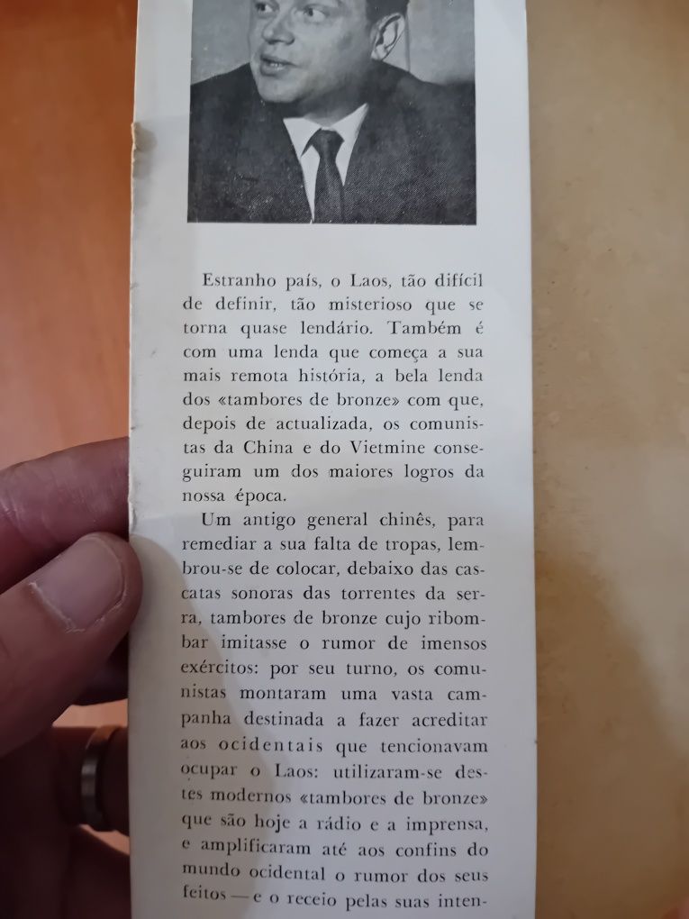 Os Tambores de Bronze