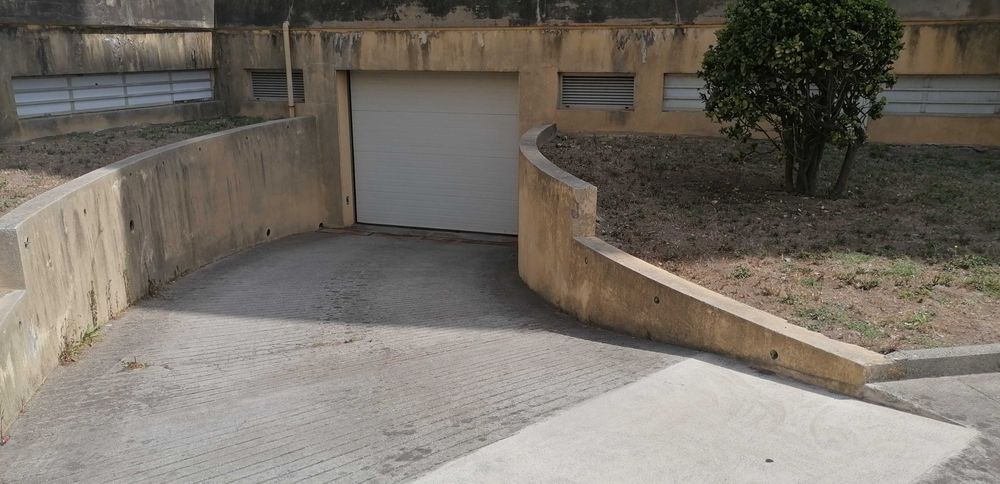 Lugar de garagem 17 m2, ao lado do Casino