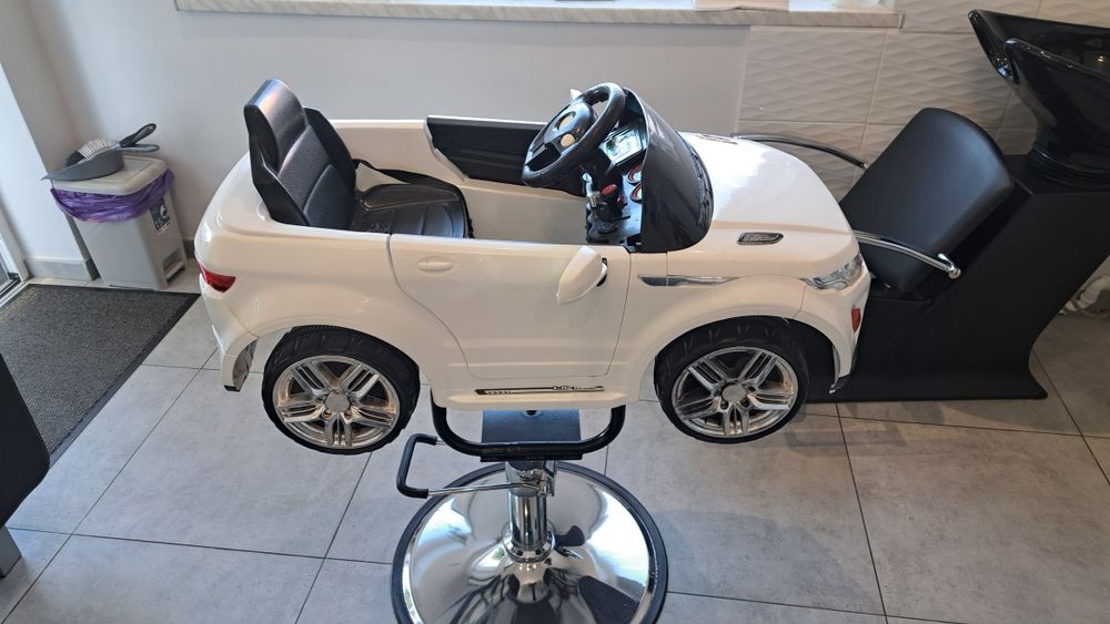 Fotelik autko do strzyżenia dzieci