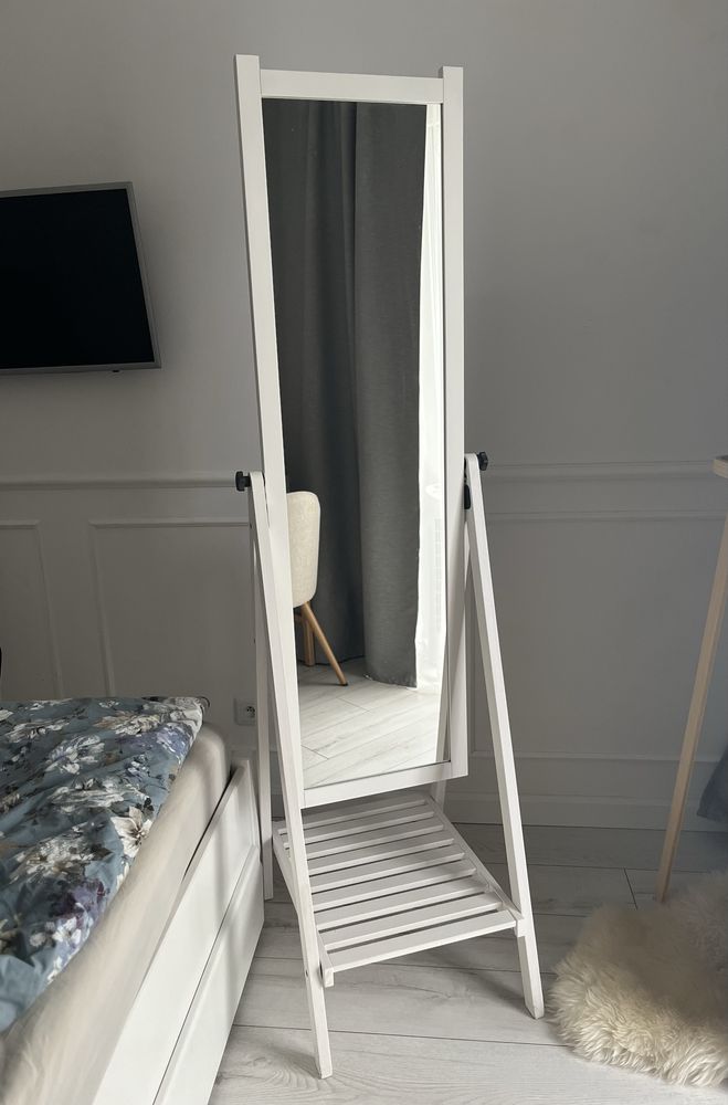 Lustro Ikea Isfjorden stojace