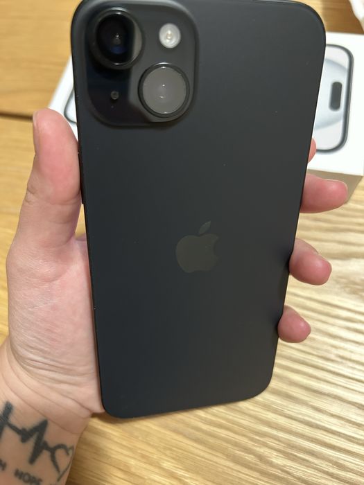 Sprzedam Iphone 15 plus