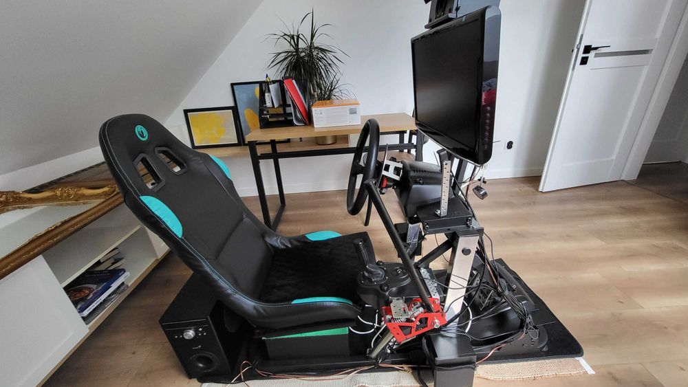 Sim racing kierownica stanowisko