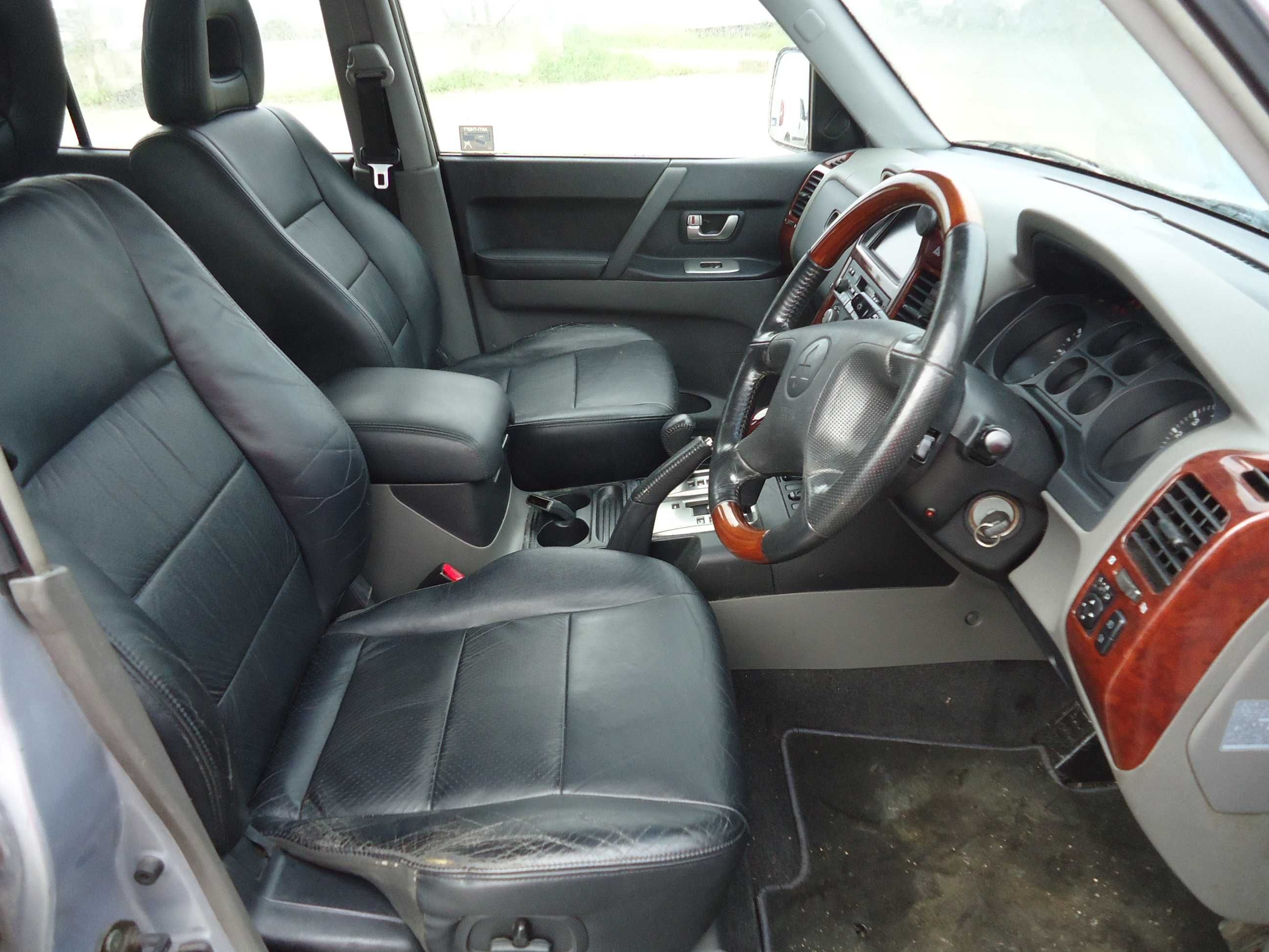 Mitsubishi Pajero 3.2 Did longo 7 lugares de 2004 só ás peças