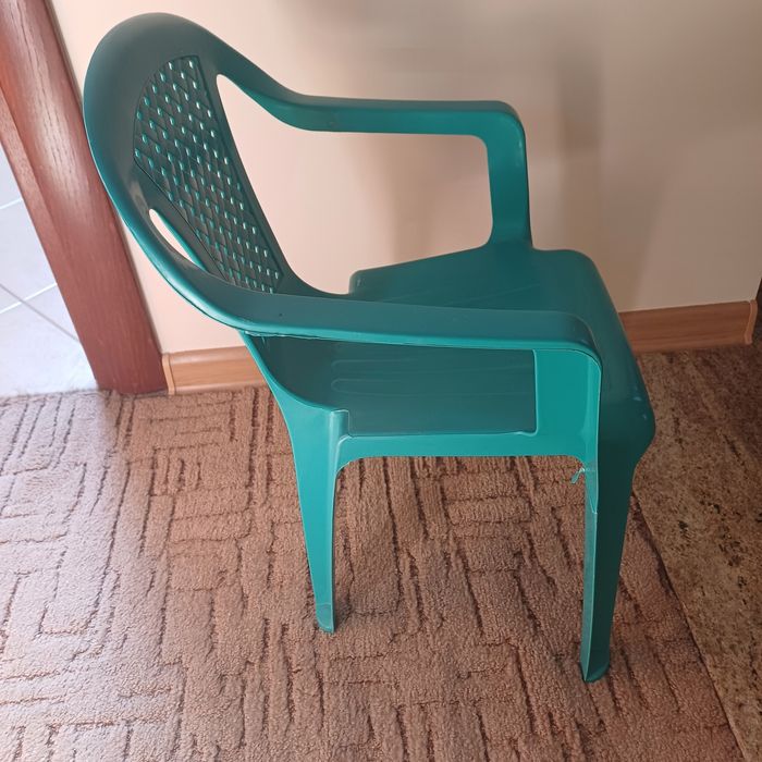 Krzesełko plastikowe zielone dziecięce