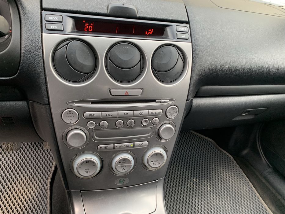 Продам Mazda 6 Wagon( универсал ) 2003 г