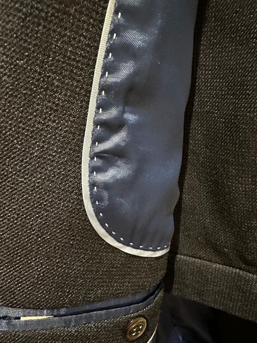 Продам діловий костюм Arber