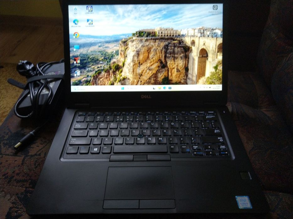 Ładny Laptop Dell E5490 i5 8gen 16gb RAM Full HD Windows 11 Hajnówka
