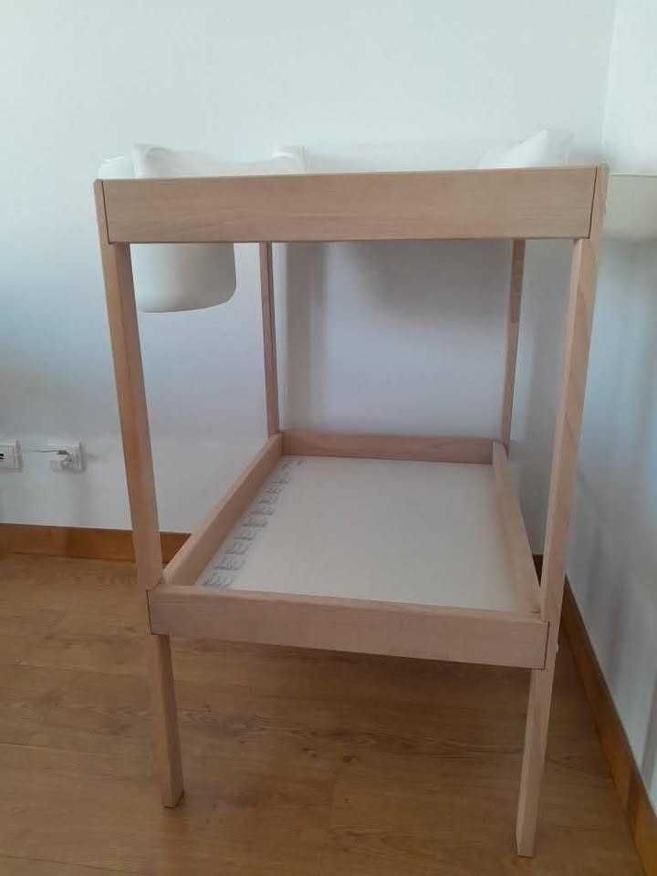 Trocador de fraldas IKEA SNIGLAR com acessórios