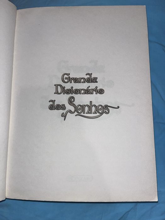 “O Grande Dicionário dos Sonhos”