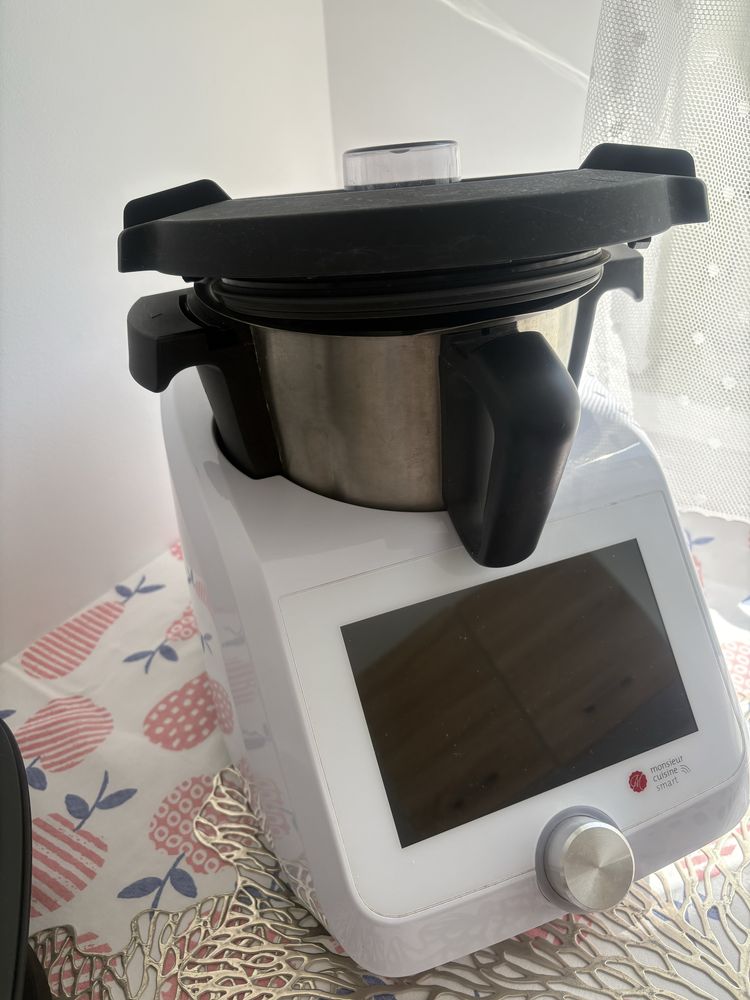 Monsieur Cuisine Smart na gwarancji, praktycznie nowy