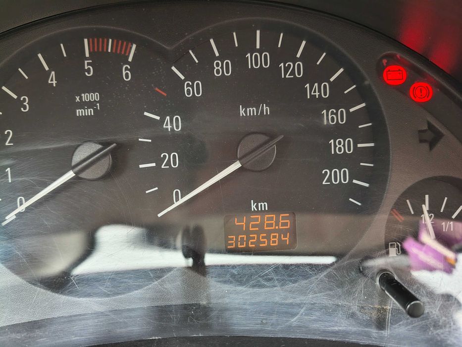 Opel Corsa 2005 – Oportunidade! Económico, Fiável e Pronto a Andar