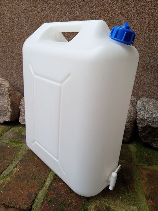 Bańka, kanister na wodę z kranikiem 20 litrów