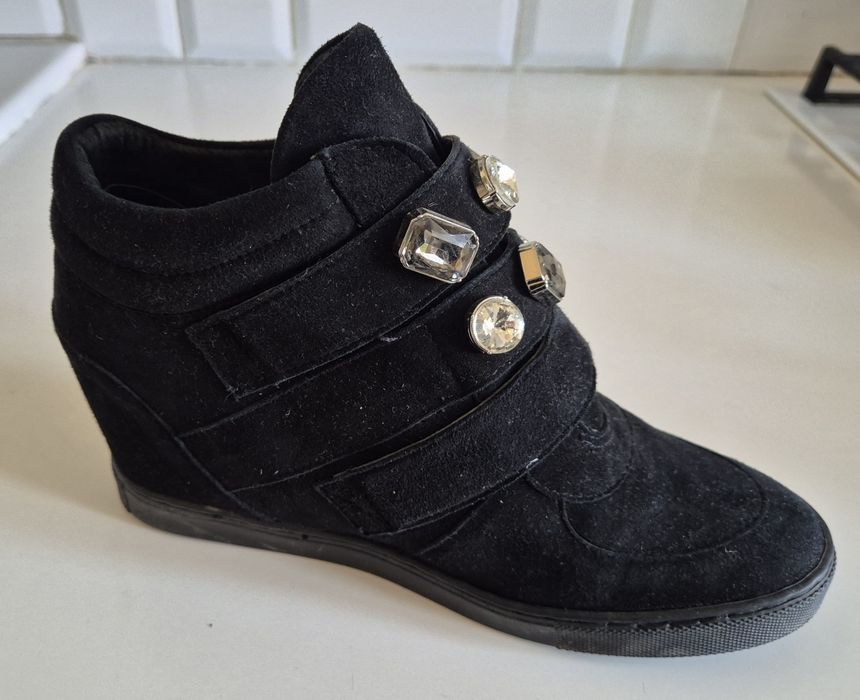 GINO ROSSI roz. 39 botki na koturnie skóra zamszowa super stan