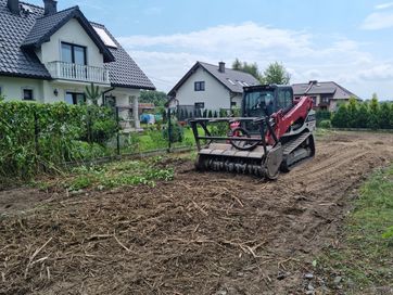 Karczowanie drzew wycinka samosiejki zarośli mulczer mulczowanie łąk