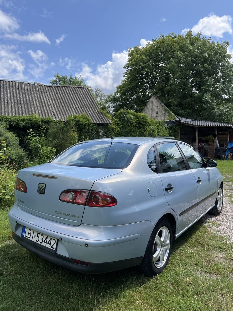 Seat cordoba.
