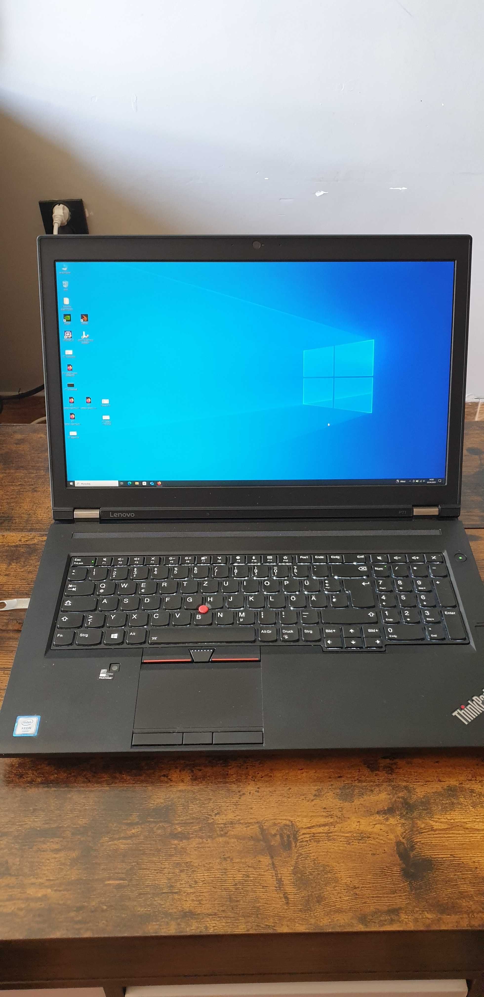 Lenovo ThinkPad P71 Xeon E3 v6 48 GB DDR4 m2 500 GB 4K nowa bateria