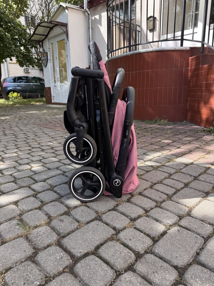 Прогулянкова коляска Cybex Beezy