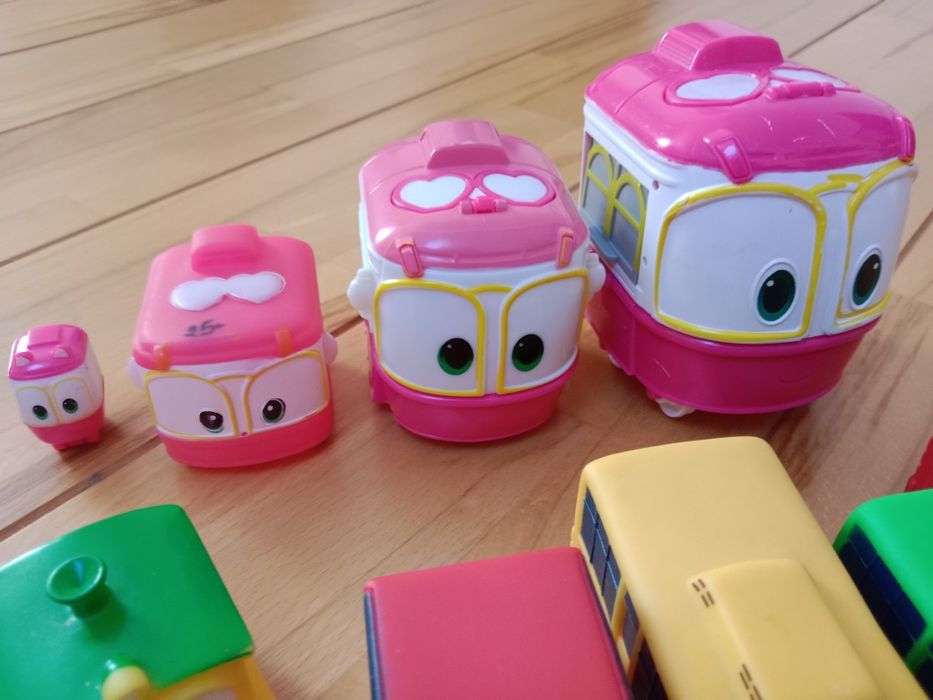 Пригоди Тайо, автобус Тайо, роботи поїзда, трансформери