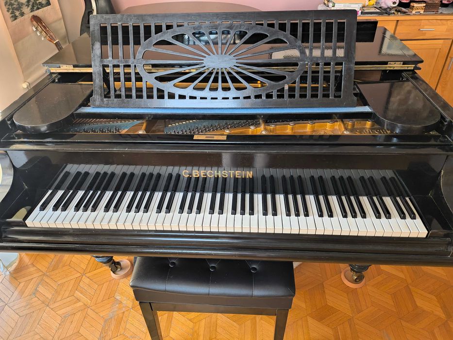 Fortepianie Bechstein w dobrym stanie