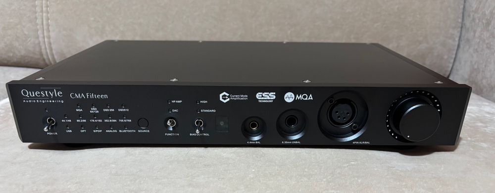 Wzmacniacz słuchawkowy z DAC Questyle CMA Fifteen