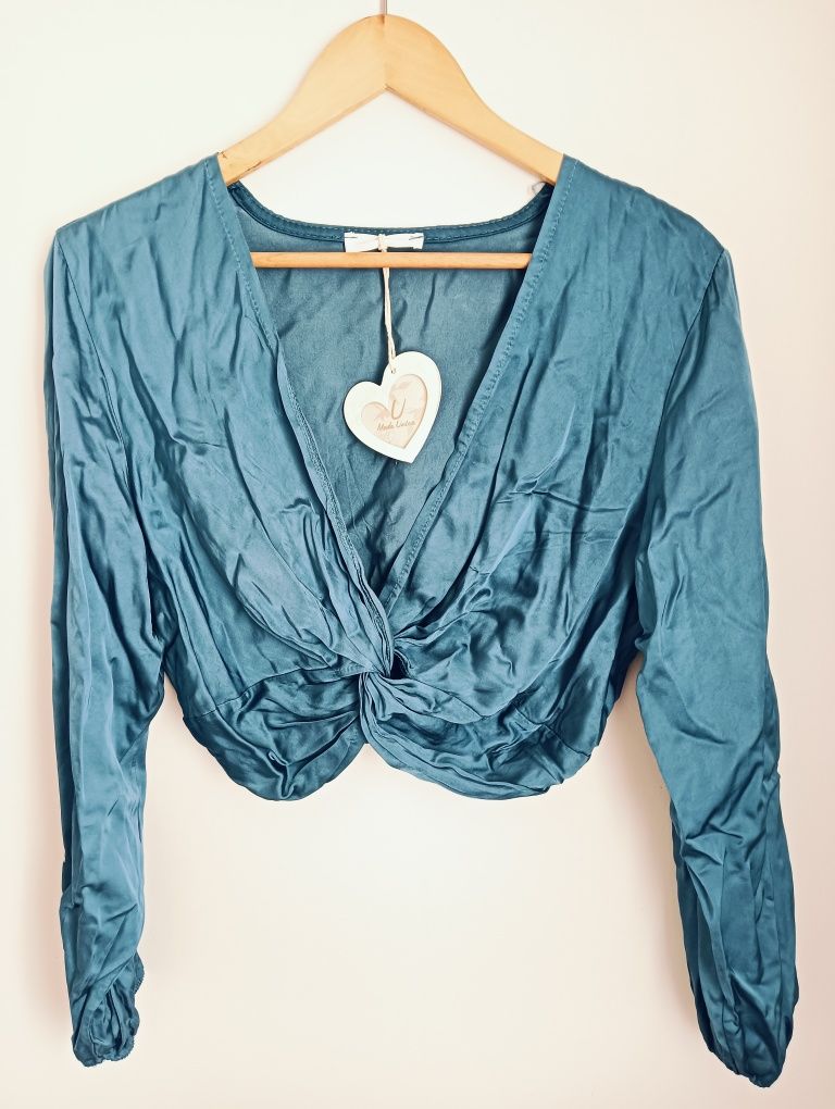 Blusa azul petróleo
