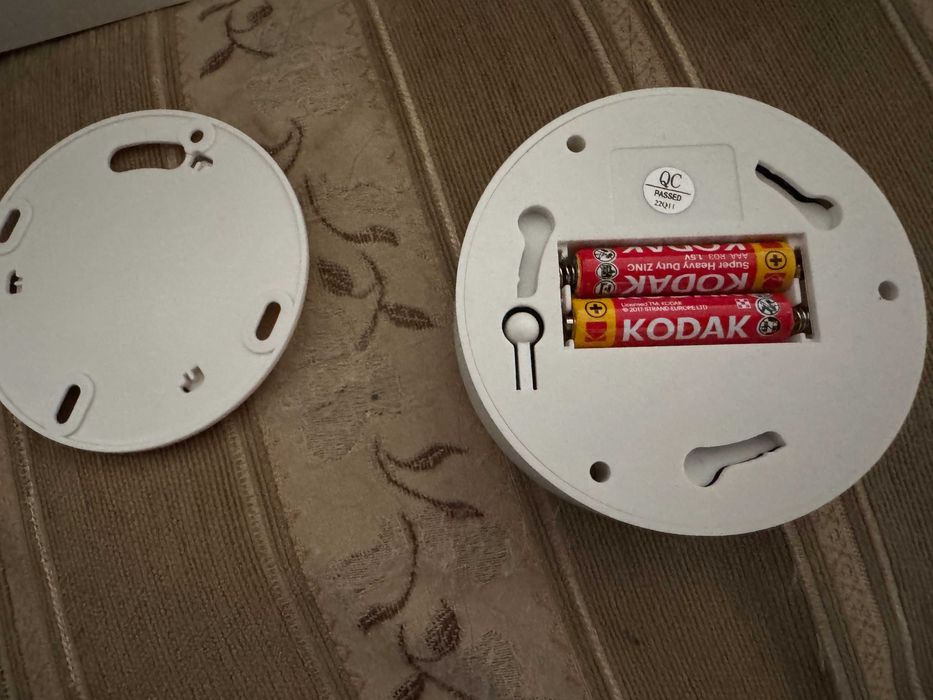 Czujnik dymu Tuya WiFi