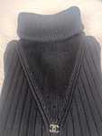 Czarny sweter chanel