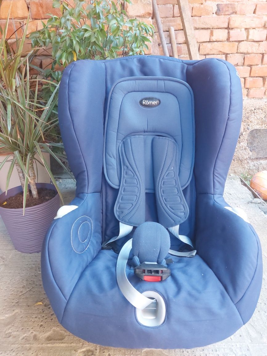 Britax Romer Versafix автокрісло 9-18 кг Німеччина