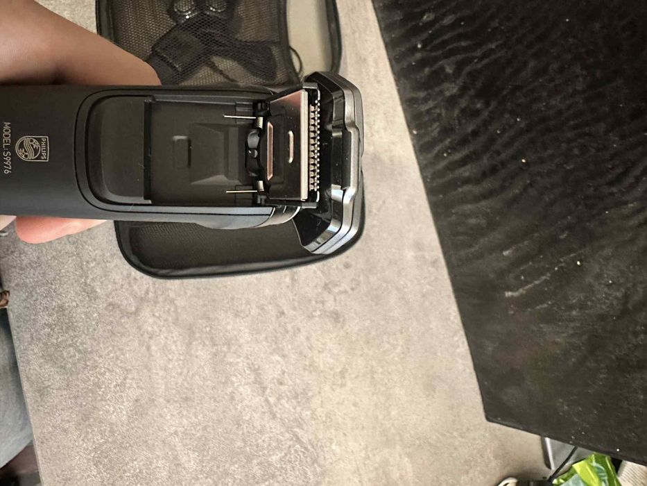 Golarka Philips 9000