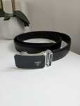 Meski pasek guess