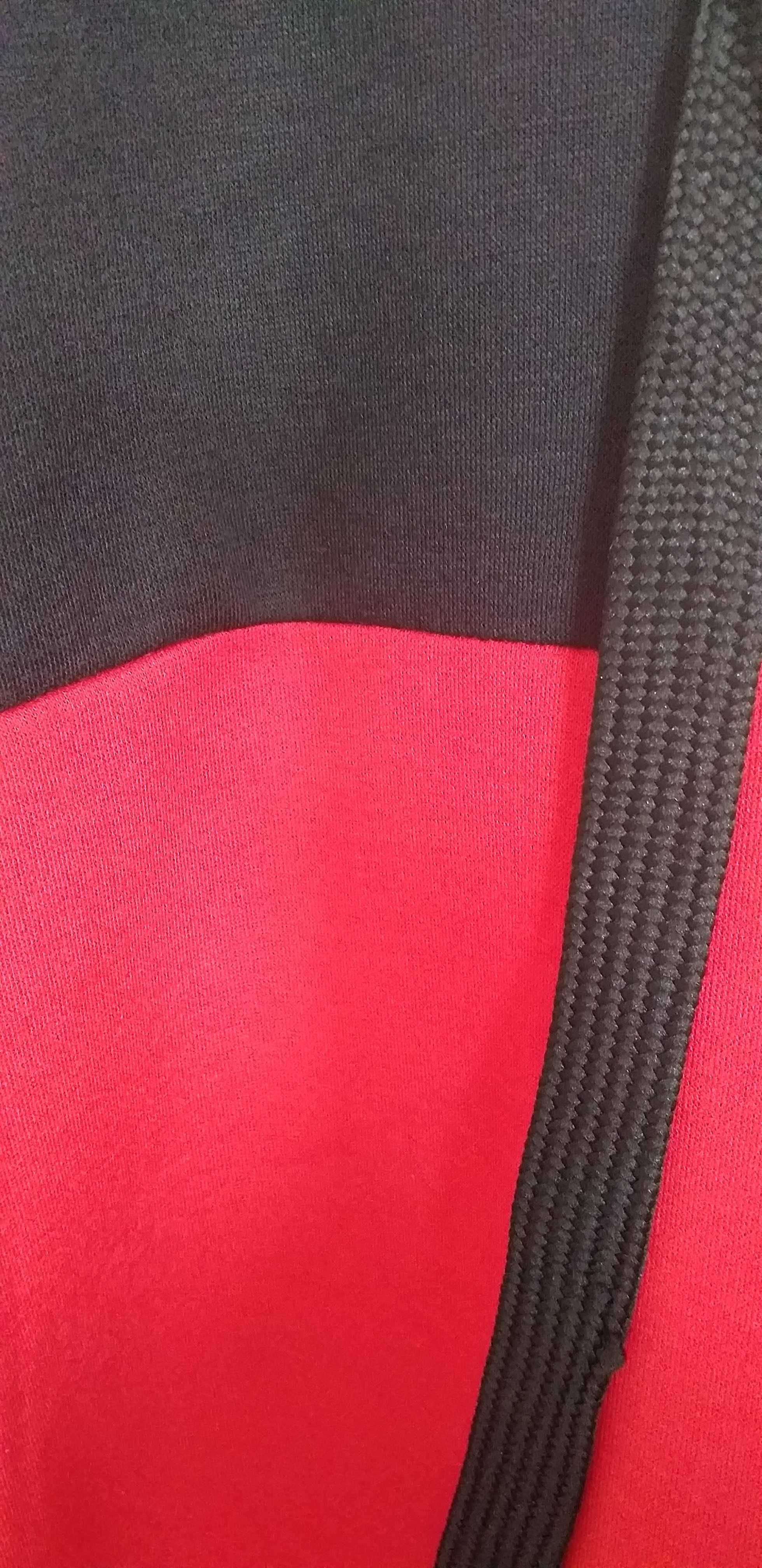 Bluza męska czarno-czerwona z kapturem, NOWA