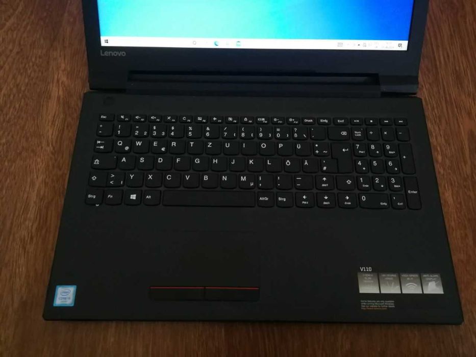 Ноутбук Lenovo, i5 6200u, ssd 520 gb, озу 8 gb.