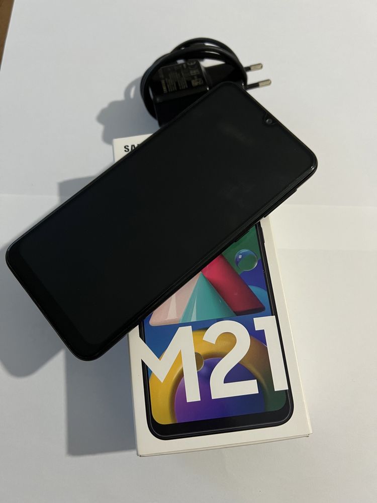 Продам телефон Samsung M21