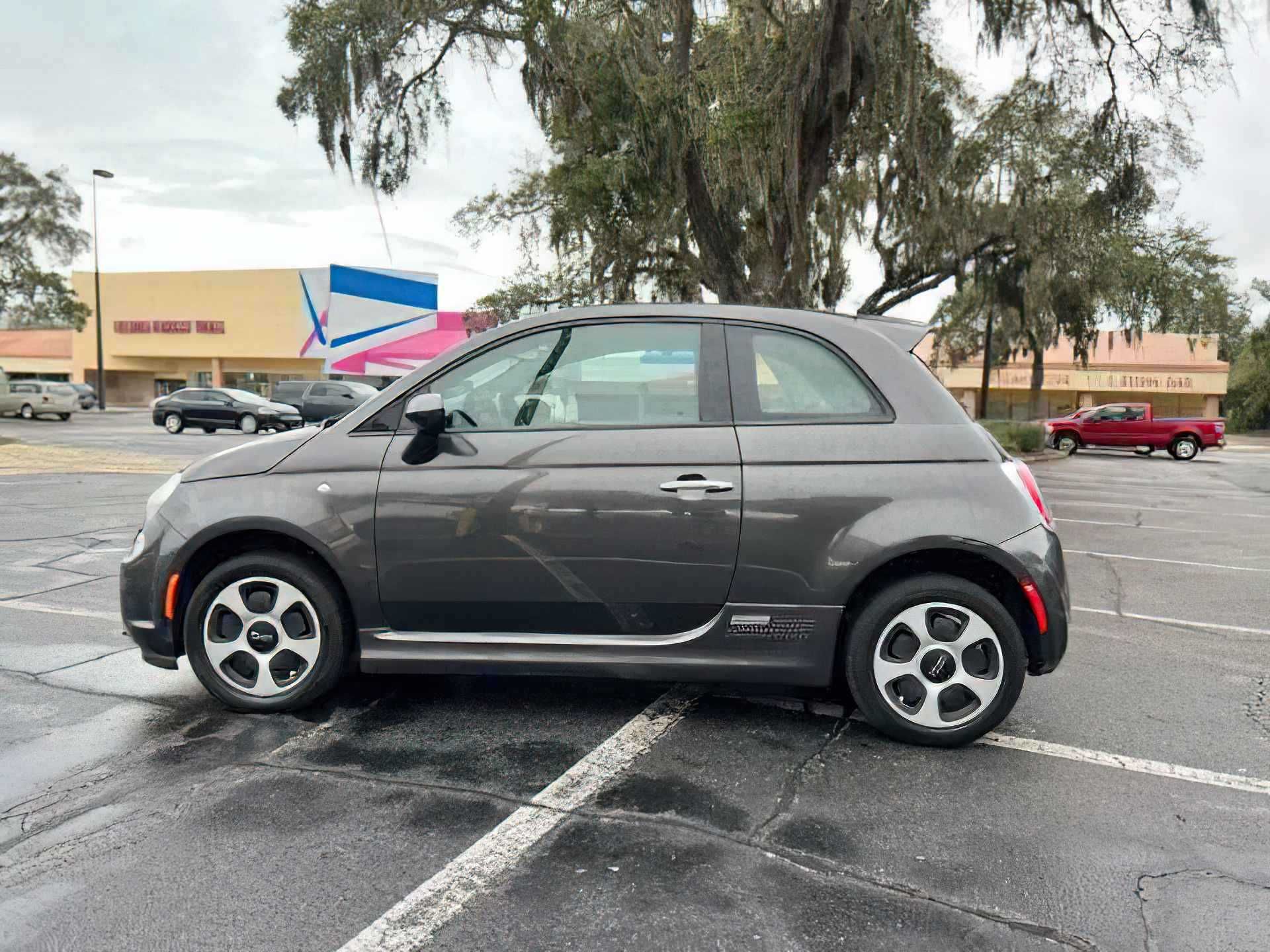 2016   FIAT  500e