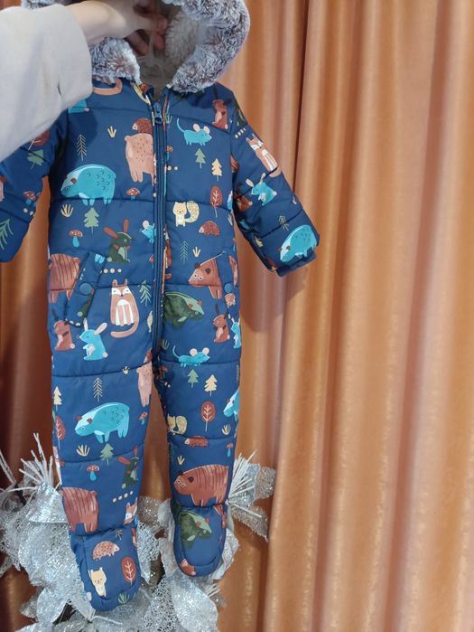 Зимовий комбінезон на 9-12 місяців