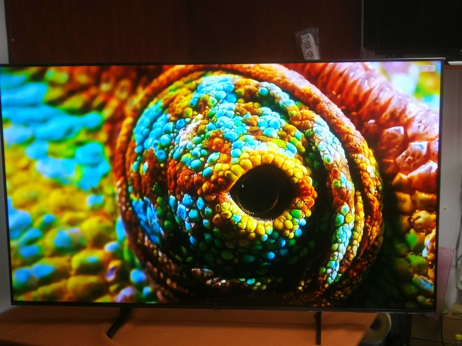 Telewizor Hisense Qled 50 cali 4K UHD ,Smart TV, Super stan