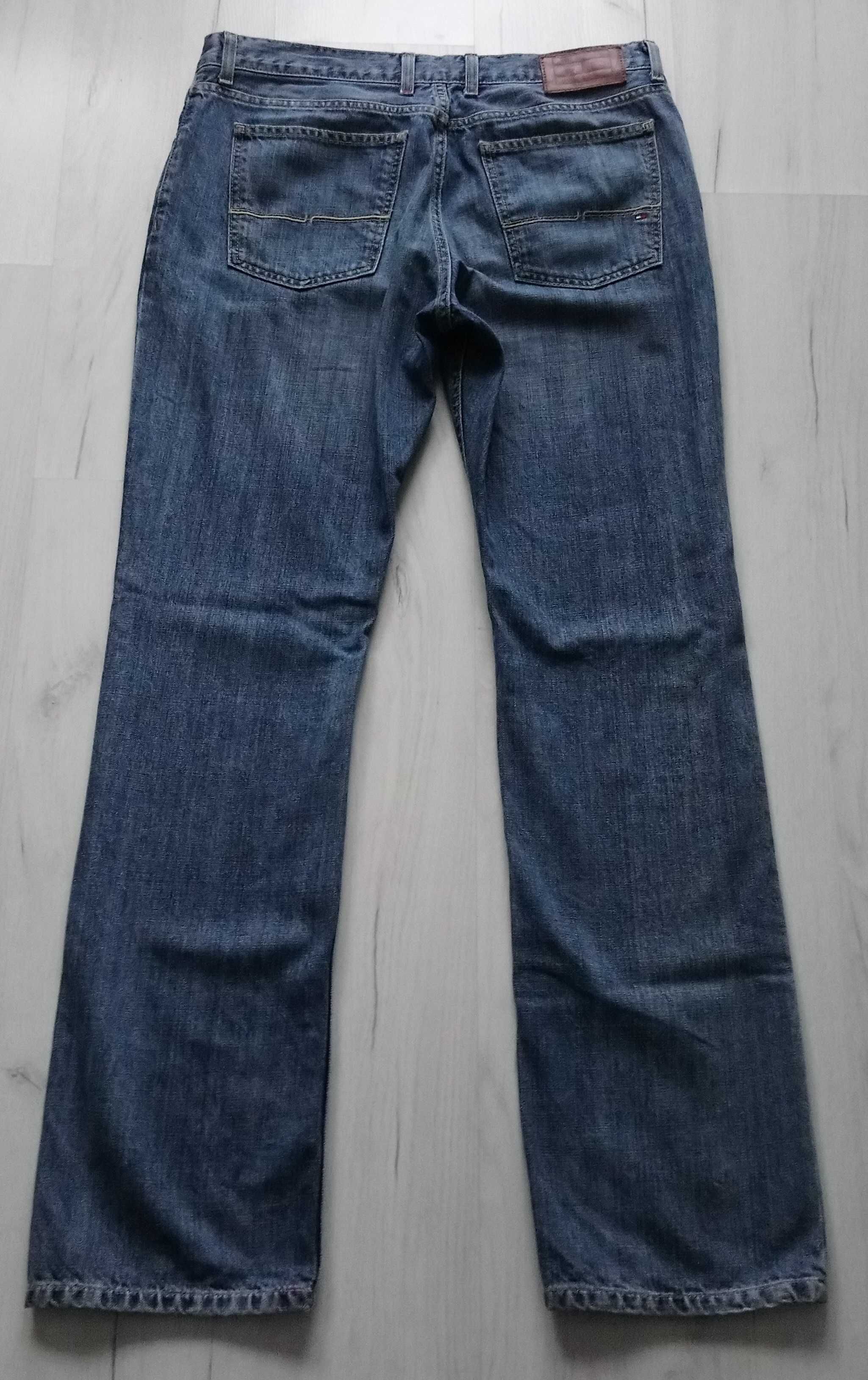 Męskie spodnie jeansowe TOMMY HILFIGER rozmiar L jeans W34 L34