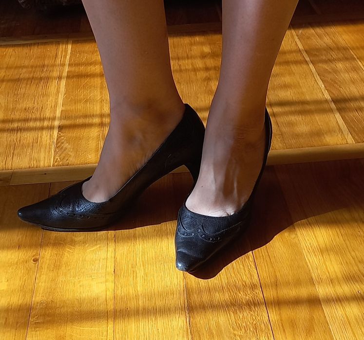 Шкіряне взуття бу 36,37 розмір Гарний стан НП, УП