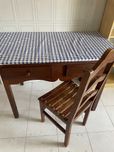 mesa com 2 cadeiras