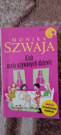 Klub mało używanych dziewic - Monika Szwaja tom 11